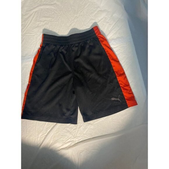 Puma Boys Shorts Size US 7 CA 7 Black and Red - Picture 13 of 13